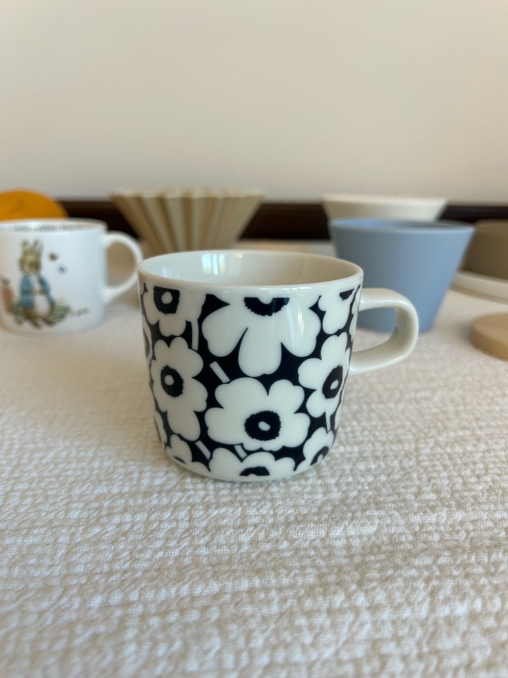 Cute cups